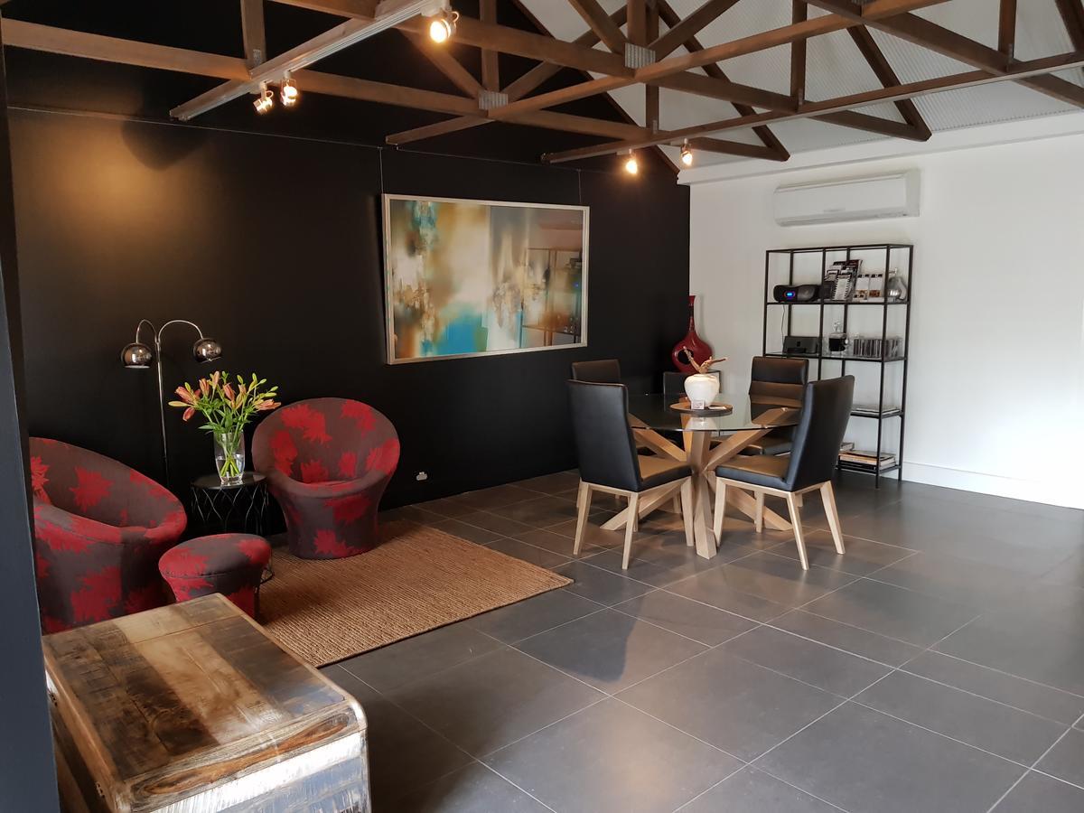 Irongate Studio B&B Mintaro Екстериор снимка